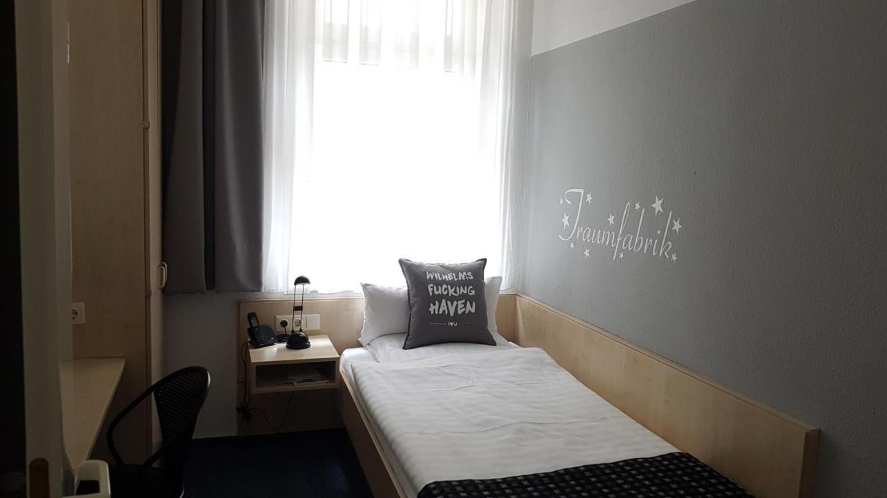 Hotel Keil Βίλχελμσχαφεν Εξωτερικό φωτογραφία